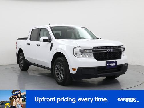 White 2022 Ford Maverick XLT