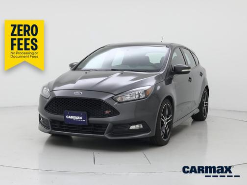 Gray 2018 Ford Focus ST