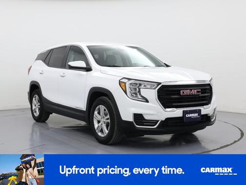 White 2024 GMC Terrain SLE