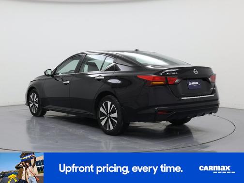 2022 Nissan Altima SV