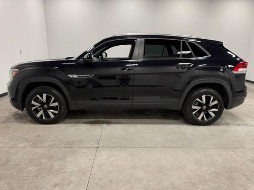 2023 Volkswagen Atlas Cross Sport 2.0T SE
