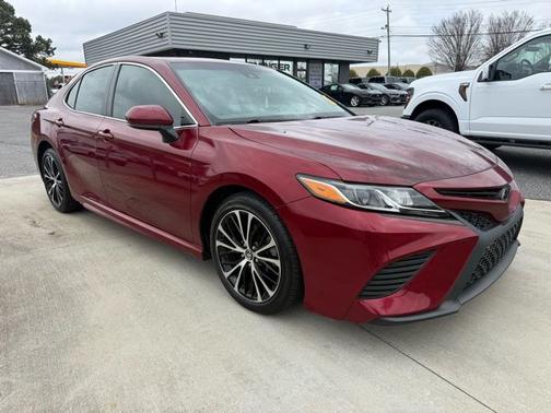 2018 Toyota Camry XLE