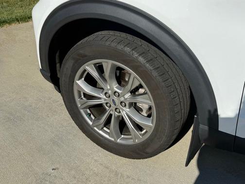 OXFORD WHITE 2020 Ford Explorer XLT
