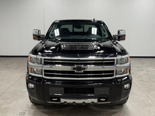 2019 Chevrolet Silverado 2500 HIGH COUNTRY