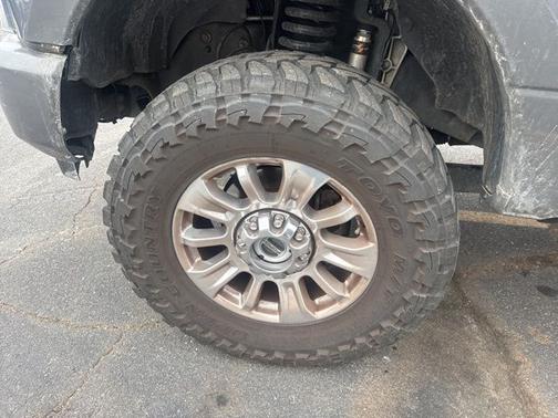 2022 Ford F-250 LIMITED