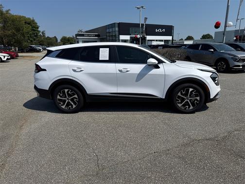2025 Kia Sportage EX