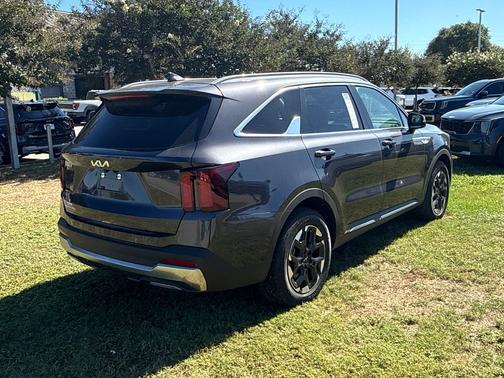 Panthera Metal 2025 Kia Sorento S