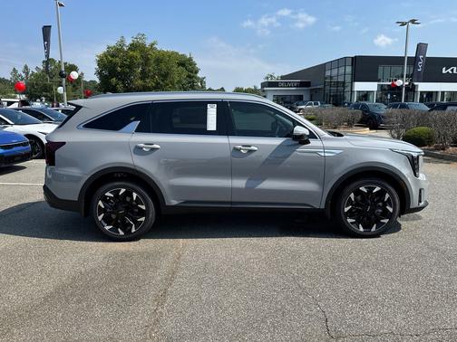 Gray 2025 Kia Sorento EX
