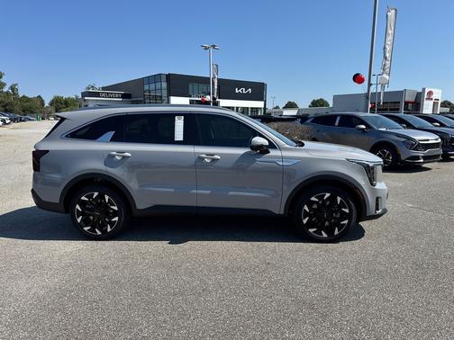 Gray 2025 Kia Sorento SX