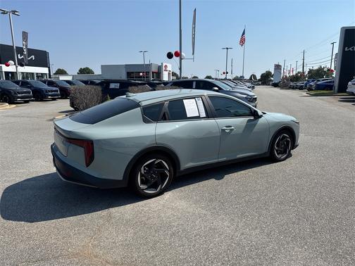 2025 Kia K4 EX