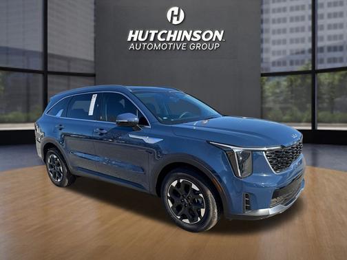 Midnight 2025 Kia Sorento S