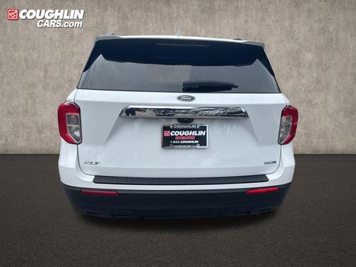 Oxford White 2020 Ford Explorer XLT