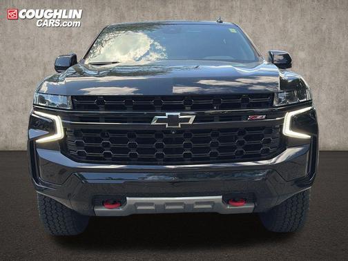 Black 2023 Chevrolet Suburban 4WD Z71