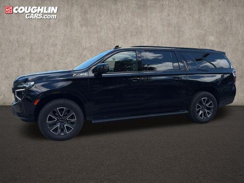 Black 2023 Chevrolet Suburban 4WD Z71