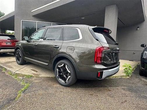 2023 Kia Telluride S