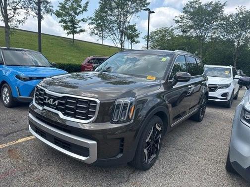 2023 Kia Telluride S