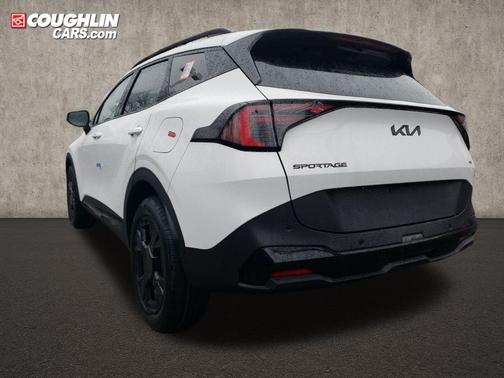 Glacial White Pearl 2026 Kia Sportage X-Line