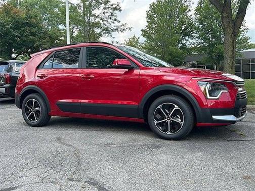 2025 Kia Niro EX