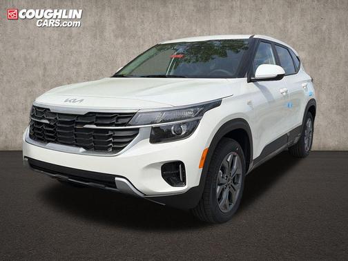 Snow White Pearl 2026 Kia Seltos LX