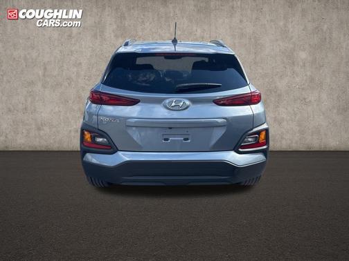 2021 Hyundai KONA SEL