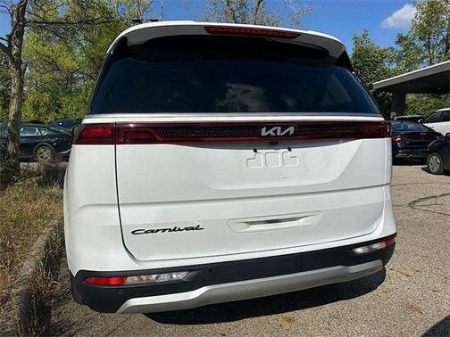 2022 Kia Carnival LXS