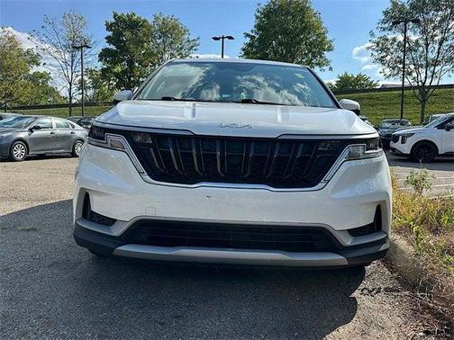 2022 Kia Carnival LXS