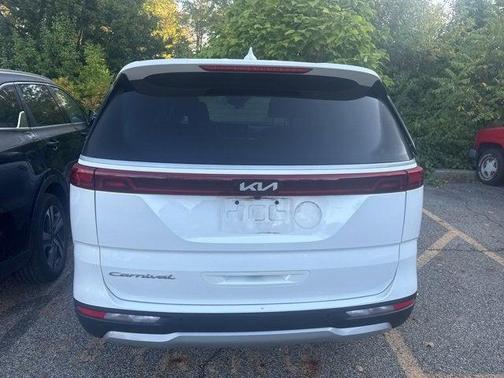 2022 Kia Carnival LXS