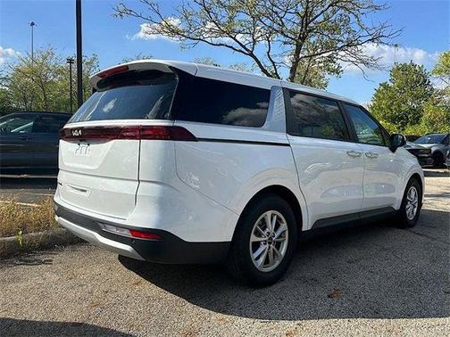 2022 Kia Carnival LXS
