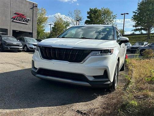2022 Kia Carnival LXS
