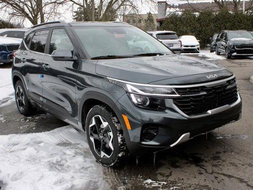 2025 Kia Seltos EX
