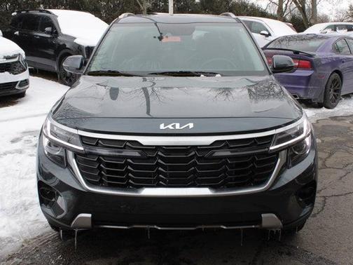 2025 Kia Seltos EX