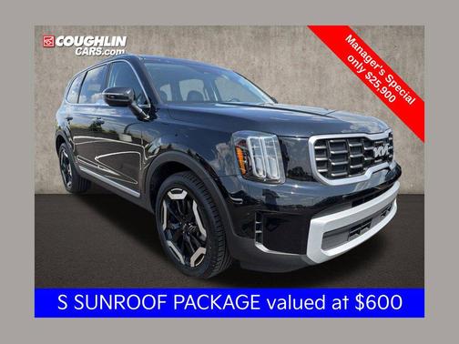 Ebony Black 2024 Kia Telluride S