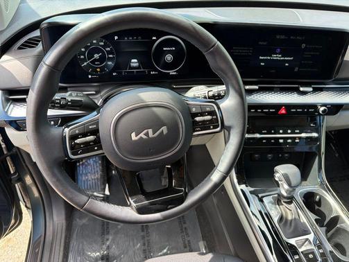 Astra Blue 2024 Kia Carnival SX Prestige