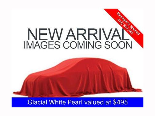 Glacial White Pearl 2024 Kia Sorento SX
