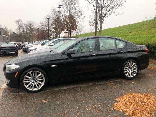 2011 BMW 550 550i
