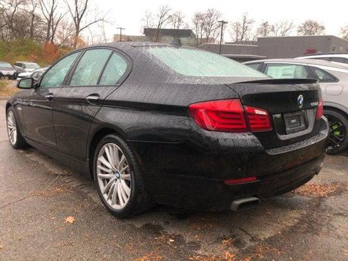 2011 BMW 550 550i