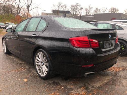 2011 BMW 550 550i