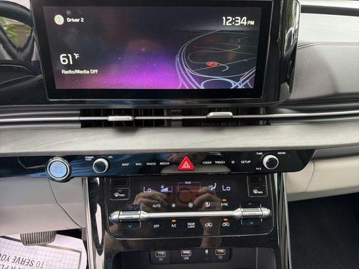Flare Red 2022 Kia Carnival SX