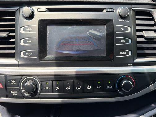 Shoreline Mist 2015 Toyota Highlander LE