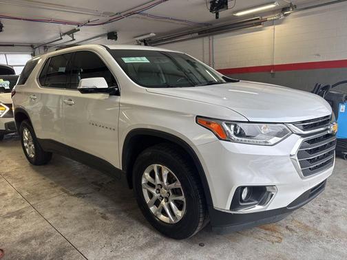2018 Chevrolet Traverse LT Cloth