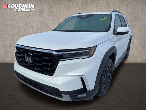 2024 Honda Pilot Touring 8-Passenger