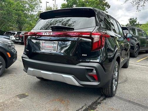 2025 Kia Seltos LX