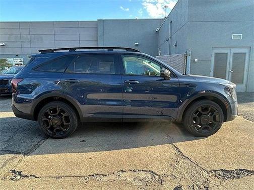 2025 Kia Sorento SX