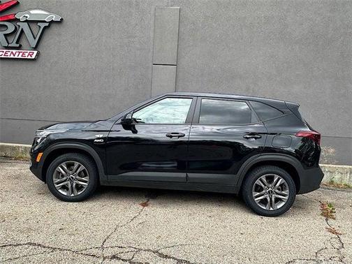 2022 Kia Seltos LX