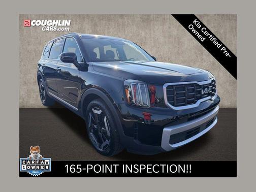 Ebony Black 2024 Kia Telluride S