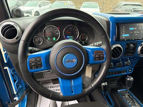 2014 Jeep Wrangler Unlimited Sahara