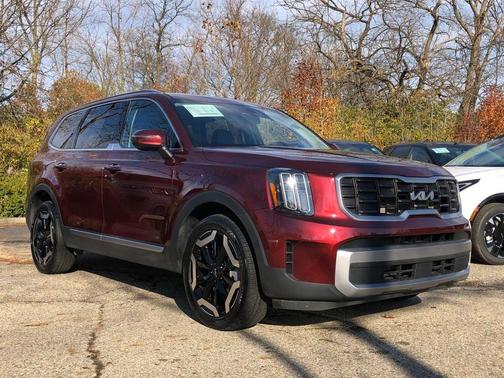 2023 Kia Telluride S