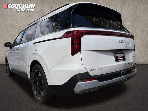 Snow White Pearl 2026 Kia Carnival EX