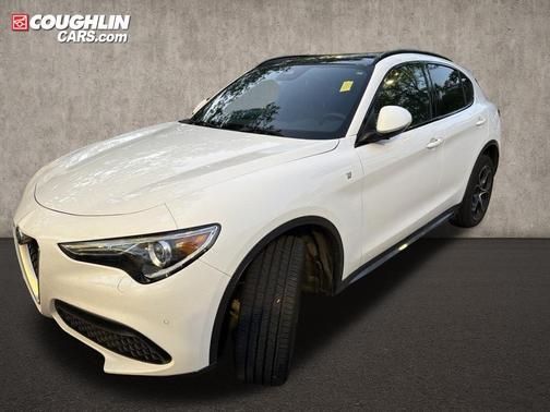 Alfa White 2023 Alfa Romeo Stelvio Ti