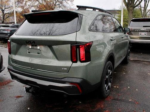 2025 Kia Sorento EX